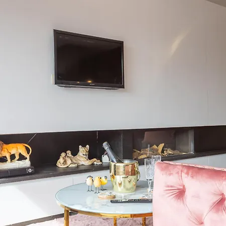 Appartement Centrum 5 *