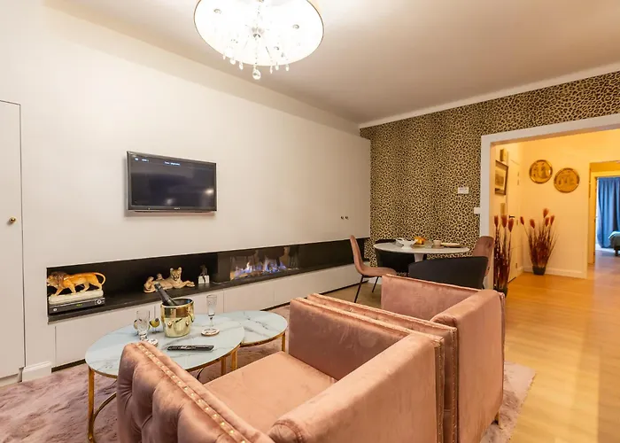 Centrum 5 Apartmán *